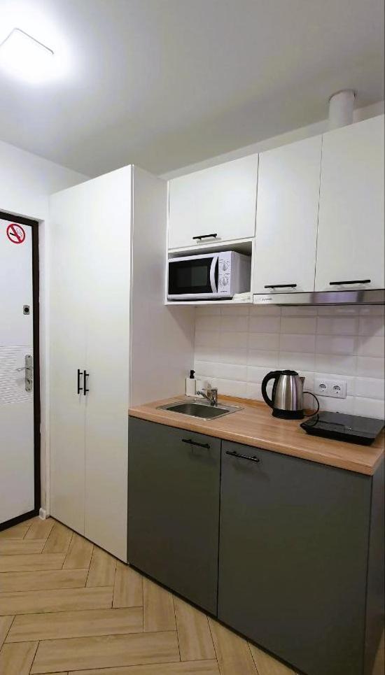 Myfreedom вул євгенія коновальця 15 корпус 1 Apartment *